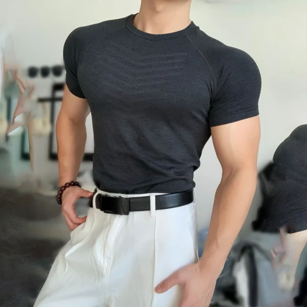 jpeg_m_85f6dbf1a8da9fc290785175b4be7893_sx_300940_www2000-2000~tplv-5mmsx3fupr-resize_q_1080_1080_q90 SHARK-TECH PERFORMANCE TEE